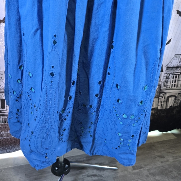 Lane Bryant Size 28 Blue summer dress. - Picture 3 of 3